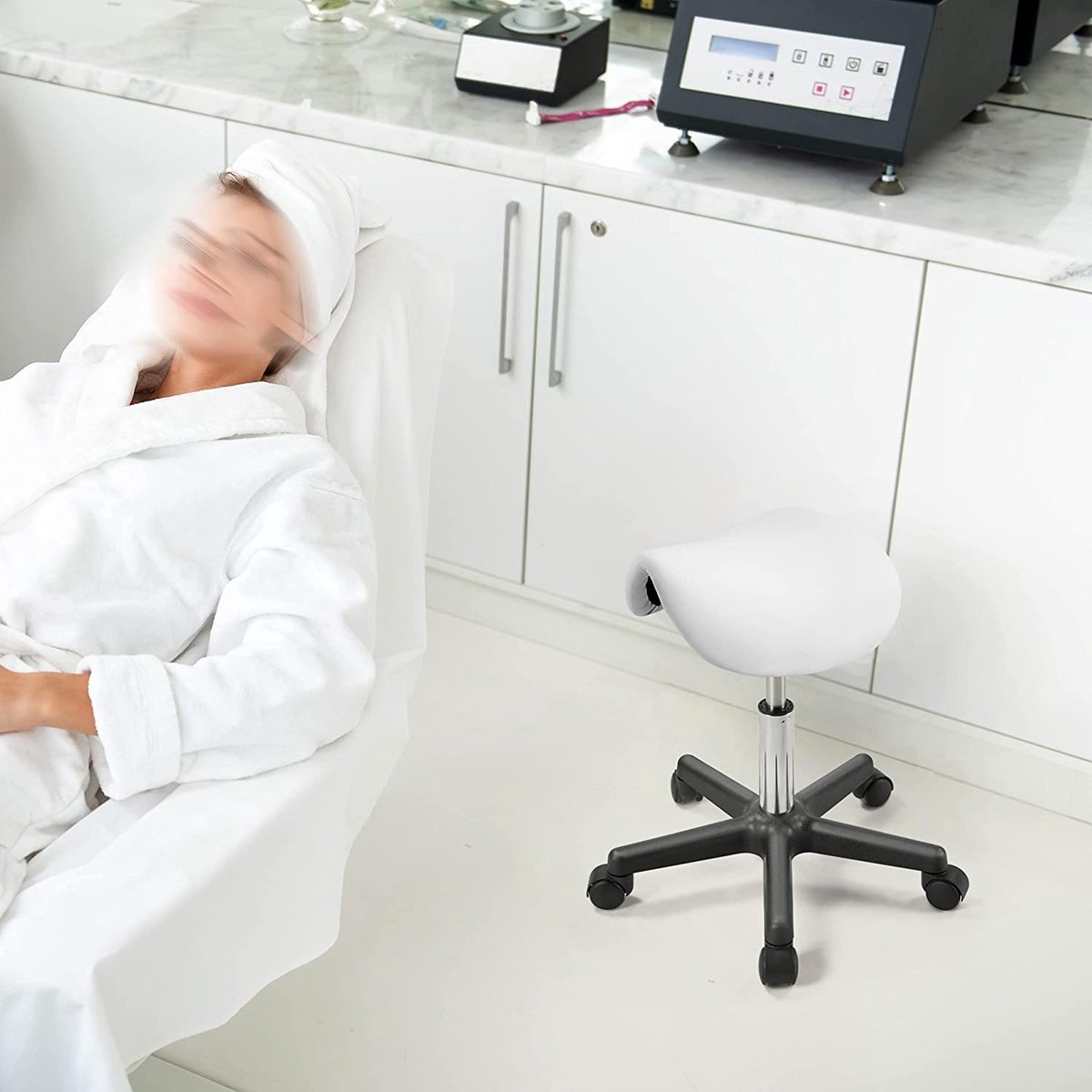 Yaheetech Zadelkruk, werkkruk, rolkruk, draaikruk, dokterskruk, cosmeticakruk, praktijkkruk, in hoogte verstelbaar, draaibaar met zadelzitting