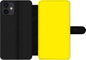 Bookcase Geschikt voor iPhone 12 Mini telefoonhoesje - Geel - Citroen - Neon - Kleuren - Met vakjes - Wallet case met magneetsluiting