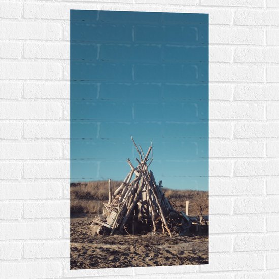 WallClassics - Muursticker - Tent van Takken in de Duinen - 50x100 cm Foto op Muursticker