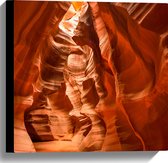 WallClassics - Canvas  - Antelope Canyon Gang in Ravijn - 40x40 cm Foto op Canvas Schilderij (Wanddecoratie op Canvas)