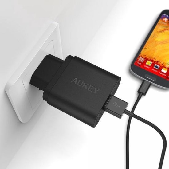 Aukey Quick Charge oplader PA-U28 - tot 75% sneller - Wit - Aukey