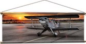 WallClassics - Affiche Textile - Klein Avion sur Piste - 120x40 cm Photo sur Textile
