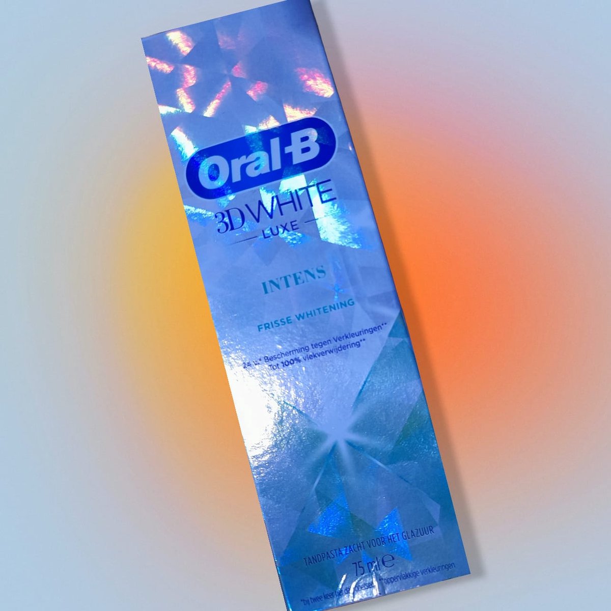 3 X Oral-B WHITE LUXE INTENS Tandpasta Special Edition Hologram verpakking Per 3 geleverd
