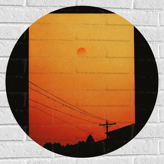 WallClassics - Muursticker Cirkel - Foto van Electriciteitspaal bij Zonsondergang - 70x70 cm Foto op Muursticker