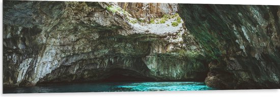 WallClassics - Dibond - Water Blauw Clair en Grotte Ouverte - Photo 150x50 cm sur Aluminium (Avec Système d'accrochage)