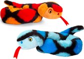 Pluche knuffel dieren kleine opgerolde slangen rood en blauw 65 cm