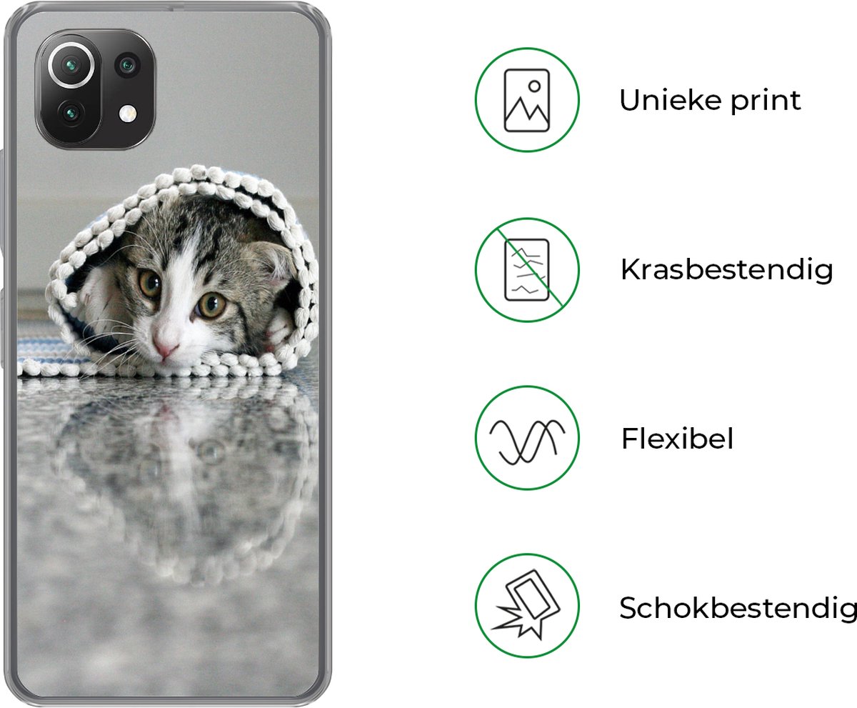 Telefoonhoesje Geschikt voor Xiaomi Mi 11 Lite hoesje - Kat - Tapijt - Vloer - Siliconen Telefoonhoesje Telefoonhoesje