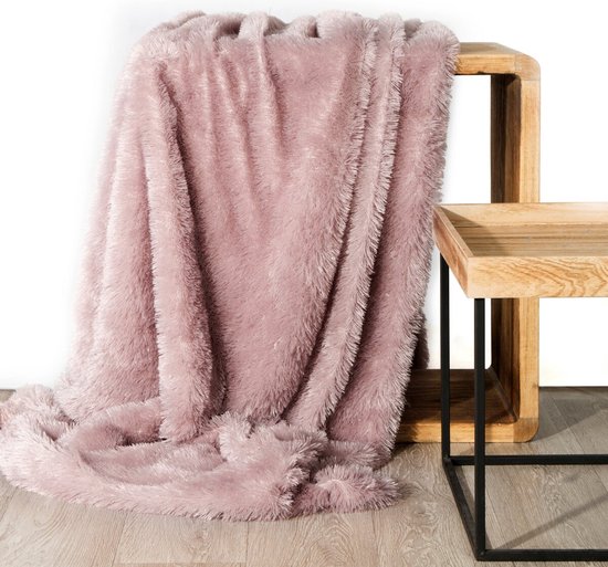 Oneiro's Luxe Plaid TIFFANY rose - 170 x 210 cm - séjour - intérieur - chambre - couverture - cosy - polaire - couvre-lit