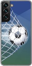 Geschikt voor Samsung Galaxy S22 Plus hoesje - Een illustratie van een voetbal in het net -Jongens - Meisjes - Kinderen - Siliconen Telefoonhoesje