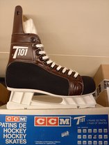CCM T101  ijshockeyschaatsen maat 40