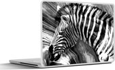 Laptop sticker - 13.3 inch - Schilderij - Olieverf - Zebra - Dieren - Zwart - Wit - 31x22,5cm - Laptopstickers - Laptop skin - Cover