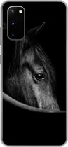 Geschikt voor Samsung Galaxy S20 hoesje - Paarden - Portret - Zwart - Dieren - Siliconen Telefoonhoesje