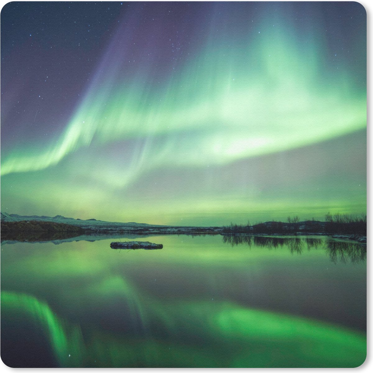 Muismat 20x20 cm - Mousepad Noorderlicht - Meer - IJsland - Groen - Bos - Sneeuw - Muismatten