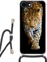 Hoesje met koord Geschikt voor iPhone 8 - Luipaard - Dieren - Portret - Wilde dieren - Zwart - Siliconen - Crossbody - Backcover met Koord - Telefoonhoesje met koord - Hoesje met touw