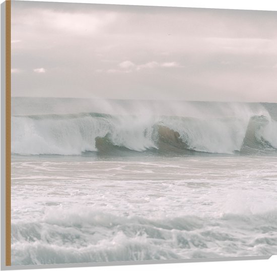 WallClassics - Hout - Witte Golven van de Zee - 100x100 cm - 12 mm dik - Foto op Hout (Met Ophangsysteem)