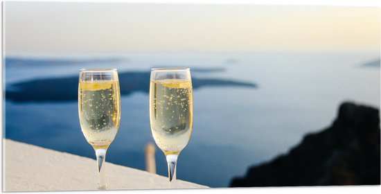 WallClassics - Acrylglas - Champagne Glazen - 100x50 cm Foto op Acrylglas (Wanddecoratie op Acrylaat)