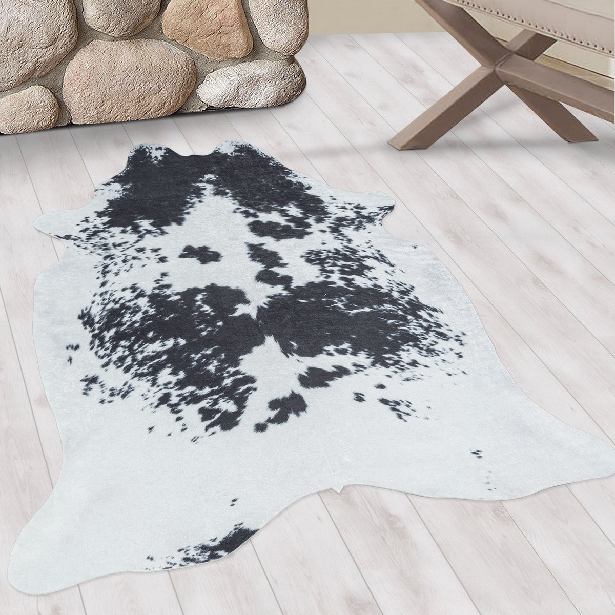 Ayyildiz Etosha Vloerkleed – Koeienvacht Zwart/Wit – Wasbaar & Zacht – Dierenhuid Look – 100x135 cm