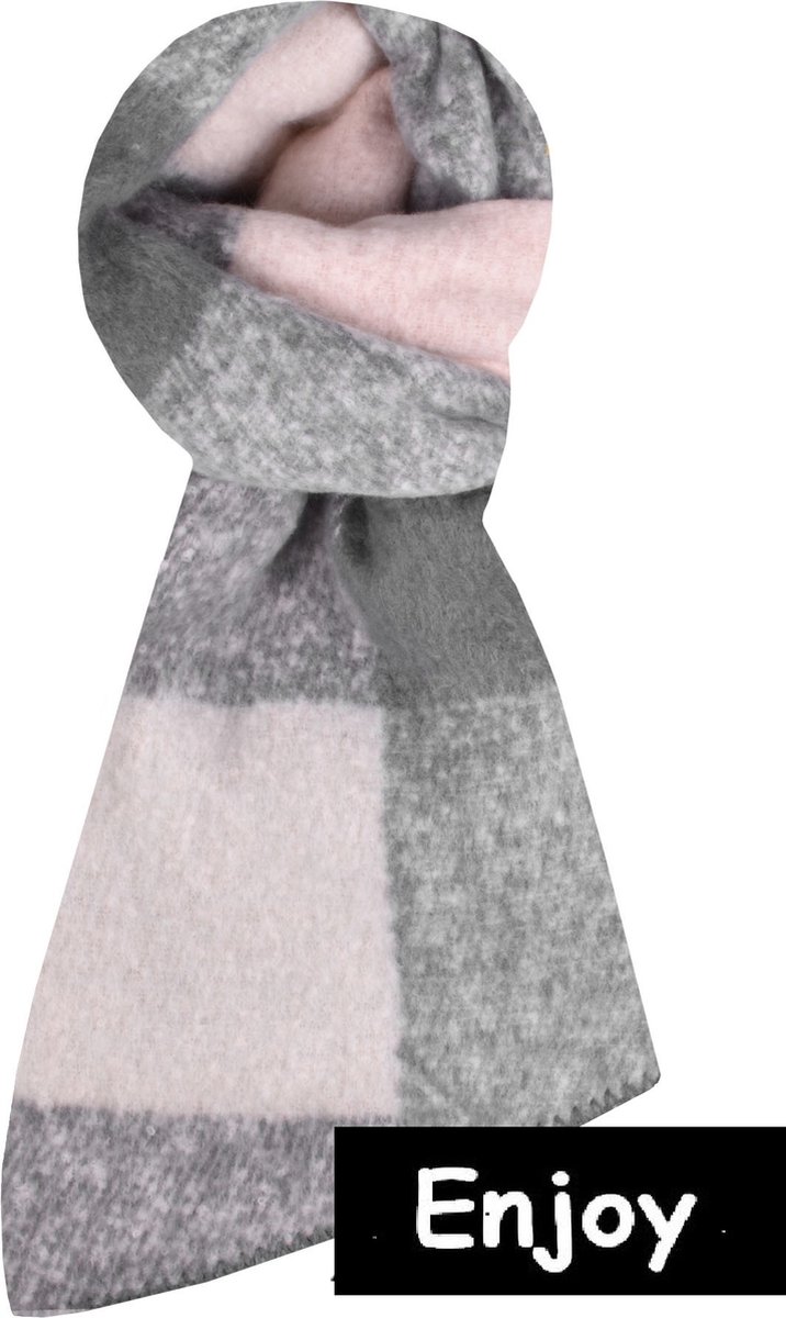 sjaal-roze -grote ruit -mooi afgewerkt- met feston steek -dikke sjaal