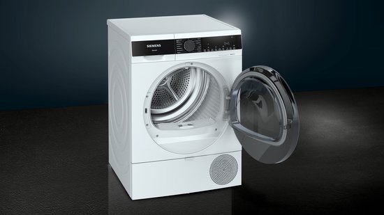 Witte Siemens wasdroger met open deur. Het bedieningspaneel heeft een display met programma's.