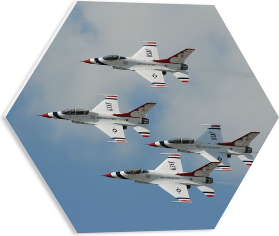WallClassics - PVC Schuimplaat Hexagon  - Groepje Franse Vliegtuigen in de Lucht - 40x34.8 cm Foto op Hexagon (Met Ophangsysteem)