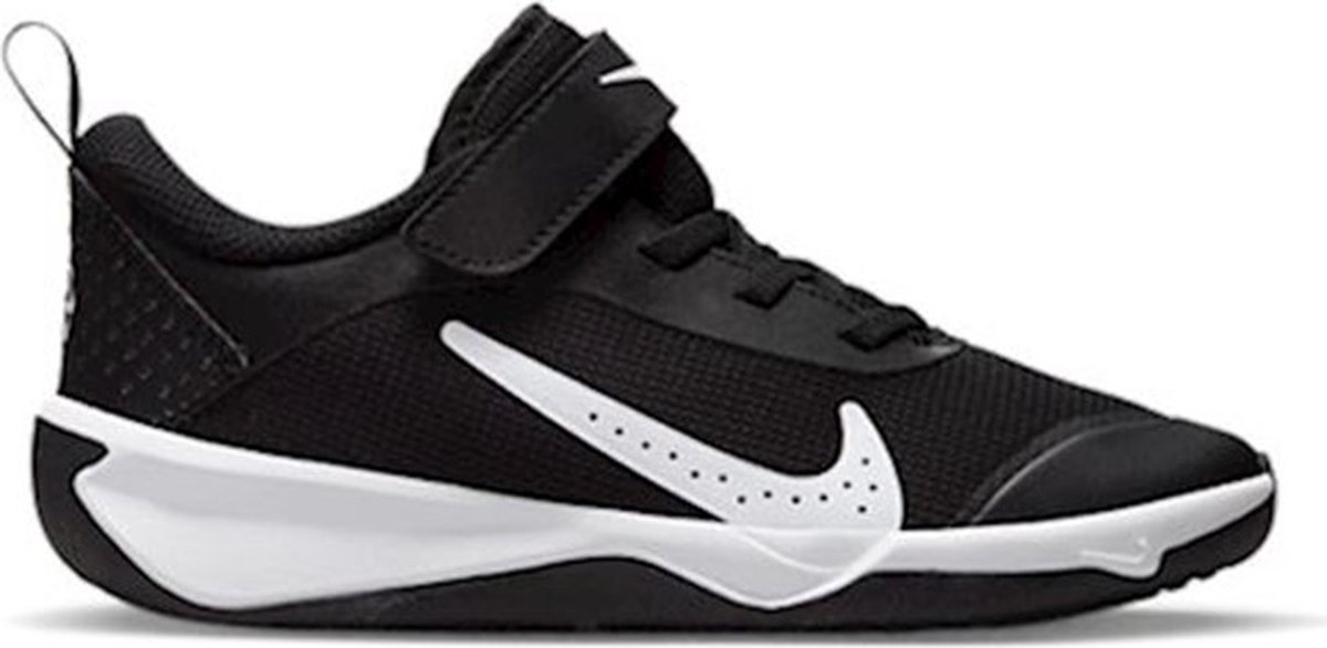 NIKE OMNI MULTI-COURT PS - Maat 29.5