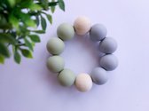Bijtring - Just Cute - sage - grijs - groen - uni - kraamcadeau - Jules