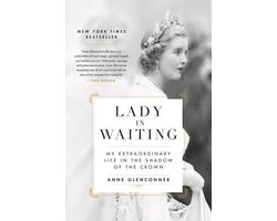 Omslag van Lady in Waiting My Extraordinary Life in the Shadow of the Crown