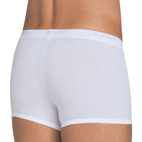 Achterkant van een witte Sloggi short voor heren met logo-band.