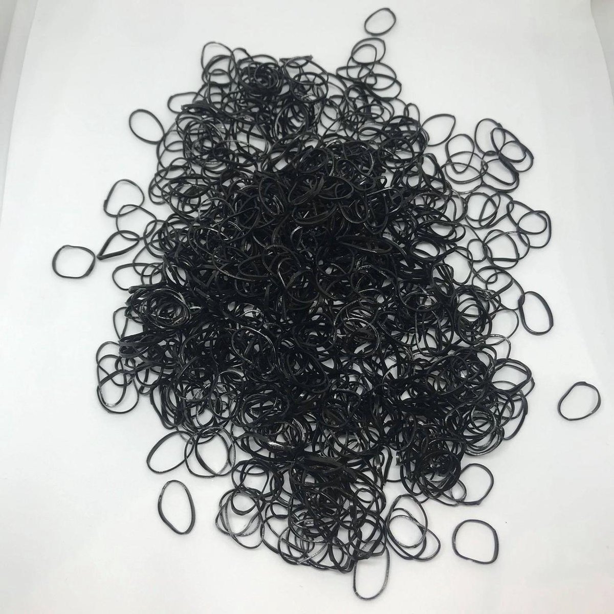 1000 Stuks Haarbandjes Voor Dun Haar Elastische Elastiekjes Haar Paardenstaart Sterke Elastiekjes Haarelastiekjes Voor Haarelastieken Kind Mini Houder Voor Haarelastiekjes Wit 1000 Stuks Haarbandjes Voor Dun Haar Elastische Elastiekjes Haar Paardenstaart Sterke Elastiekjes Haarelastiekjes Voor Haarelastieken Kind Mini Houder Voor Haarelastiekjes Wit