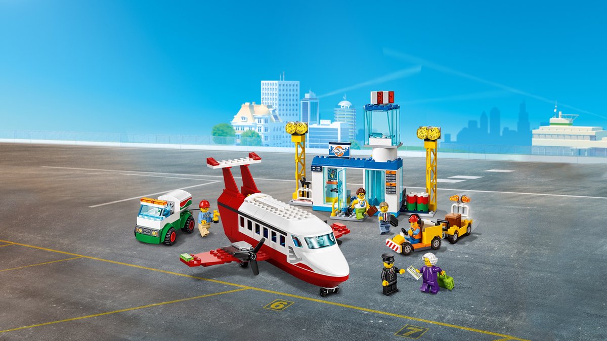 LEGO City 4+ Centrale Luchthaven - 60261 | bol.com