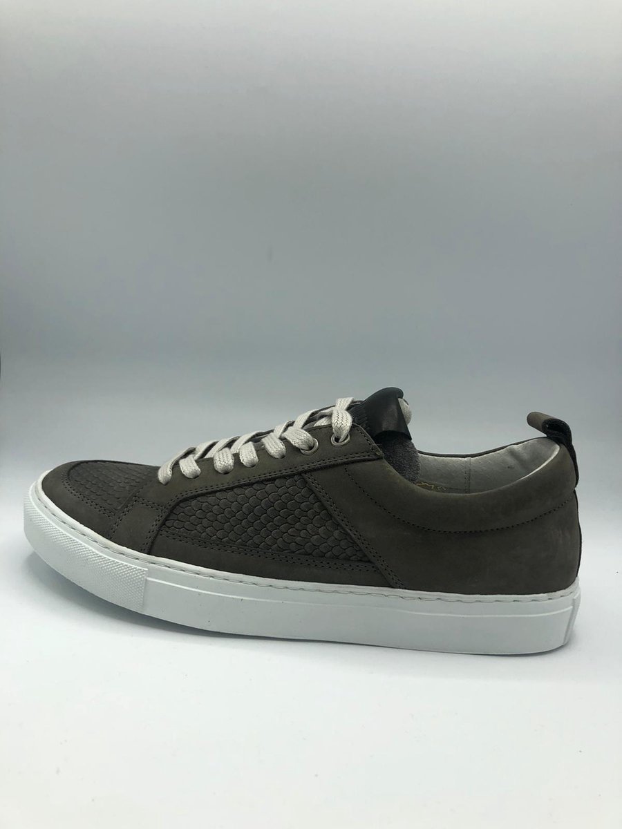 Maruti / Abruzo nubuck , 42
