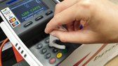 No Touch Cleankey | Pinnen & deur openen zonder direct contact | Antibacteriële multitool | Hygiëne sleutel | Geen contact sleutel |Key Smart Bacterie sleutel | antibacteriële tool