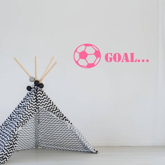 Muursticker Goal Met Bal - Roze - 120 x 40 cm - baby en kinderkamer - sport baby en kinderkamer alle