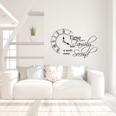 Muursticker Time Spent With Family Is Worth Every Second -  Rood -  80 x 50 cm  -  alle muurstickers  woonkamer  engelse teksten - Muursticker4Sale