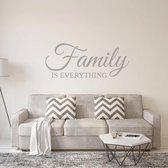 Muursticker Family Is Everything -  Lichtgrijs -  160 x 66 cm  -  alle muurstickers  engelse teksten  woonkamer - Muursticker4Sale
