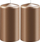 2x Metallic koperen cilinderkaarsen/stompkaarsen 6 x 15 cm 58 branduren - Geurloze kaarsen metallic koper - Woondecoraties
