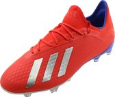 Adidas x 18.2 fg in de kleur rood.