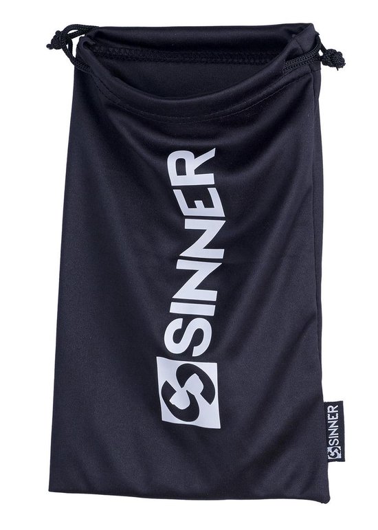 Zwart brillenkokertje van SINNER met trekkoord en logo.