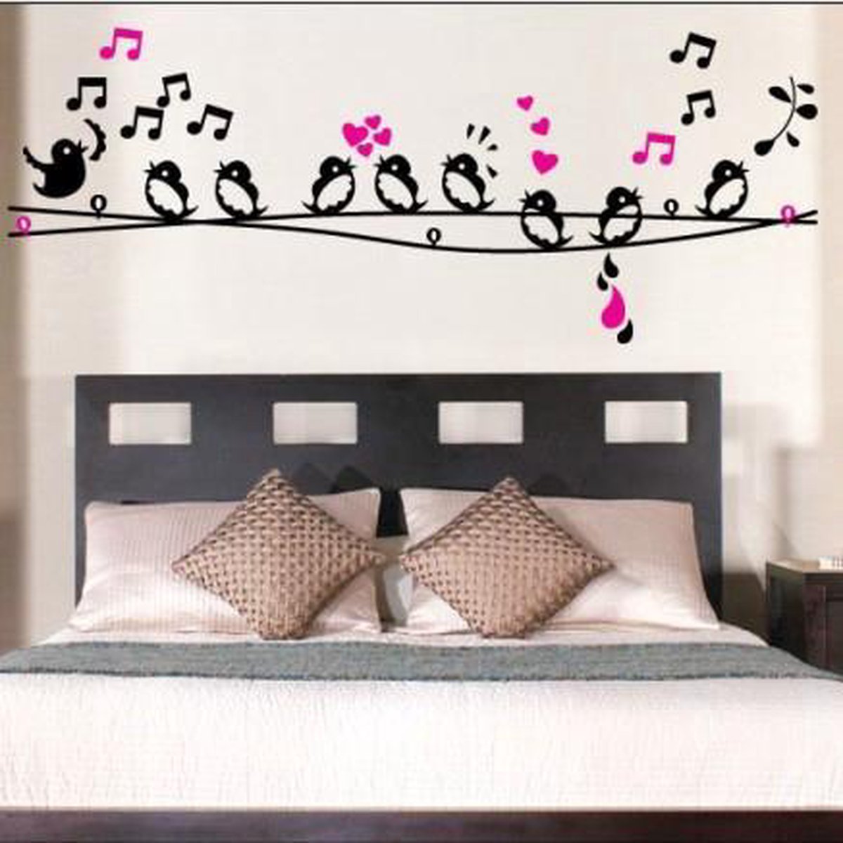 Vrolijke Premium Prachtige Muursticker Boom Met Zingende Vogels Tak- Voor Kinderkamer / Babykamer / woonkamer V2