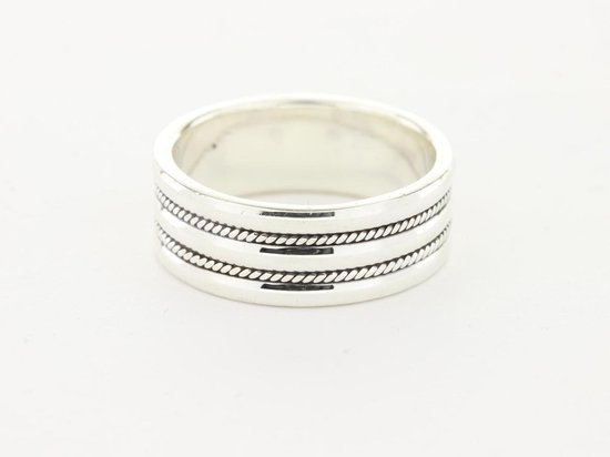 Zilveren ring met fijne kabelpatronen - maat 22