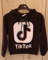 Tik Tok sweater zwart maat 110/116
