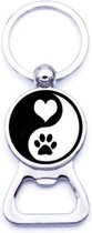 Akyol - Yin Yang Sleutelhanger - Hondenpoot Sleutelhanger - Hond sleutelhanger - Flesopener - Bieropener - Sleutelhanger hond - Dieren - Huisdier cadeau - Honden - Dogs keychain -