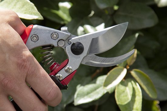 ARS Ergonomische Snoeischaar - Roterend Handvat - Veiligheidslock - 178 mm - Rood/zwart van ARS — afbeelding 2