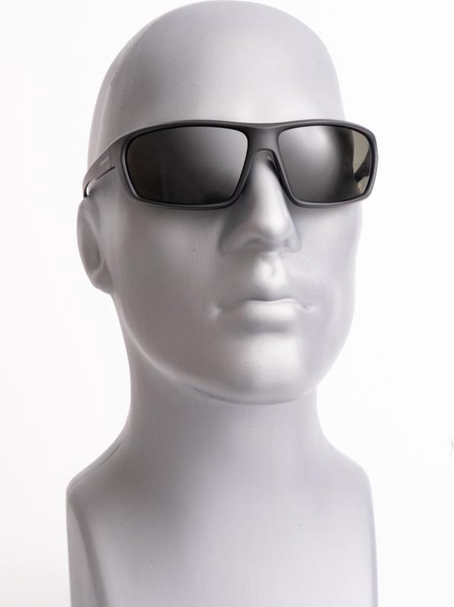 Urbanium Oslo 1.5 gepolariseerde, sportieve zonnebril met ingeslepen leesgedeelte sterkte +1.50, UV400
