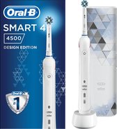Bol.com Oral-B Smart 4 4500 - Wit - Elektrische Tandenborstel aanbieding