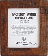 Cadre photo Raw Materials Factory - 30x35cm - Bois recyclé