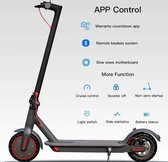 De beste in zijn klasse! AOVO Pro Elektrische step Zwart 350W! Instellingen en cruisecontrol via app! 10.5Ah battery, 30-35KM Bereik, 31KM/H Topsnelheid, Waterbestendig. Scooter, E