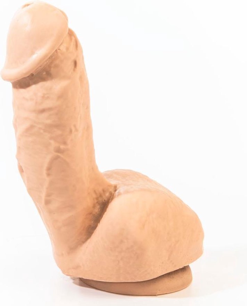 PINK ROOM | Pink Room Elian Realistic Dildo Flesh 17.5 Cm