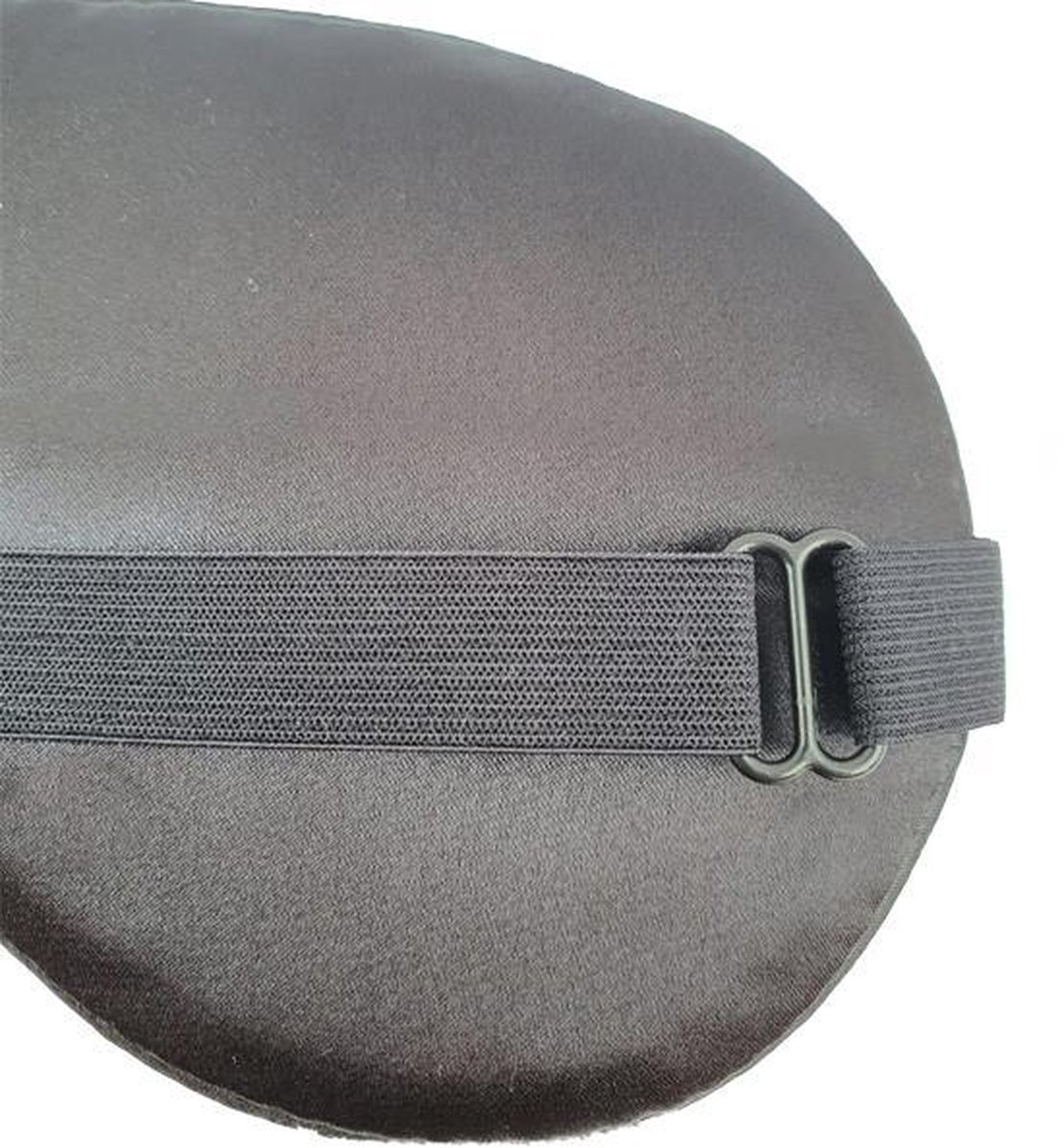 Slaapmaskers Extra Zacht Satijn – 2 Stuks – Zwart & Goud - Thuis - Slaapmasker - Verduisterend - Onderweg - Vliegtuig - Festival - Slaapcomfort - oDaani — afbeelding 4