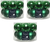 30x Kerst groene glazen kerstballen 6 cm - glans en mat - Glans/glanzende - Kerstboomversiering kerst groen